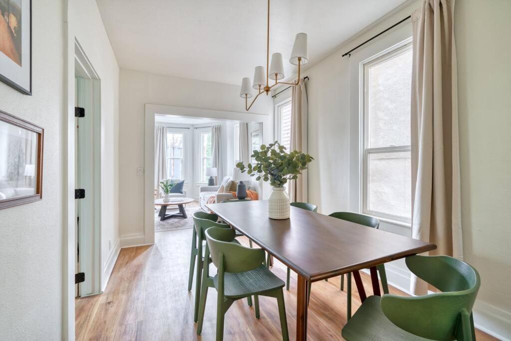 Stay Portland Collection - Portland Oasis - Stylish 4Br Home In Nob Hill Buitenkant foto