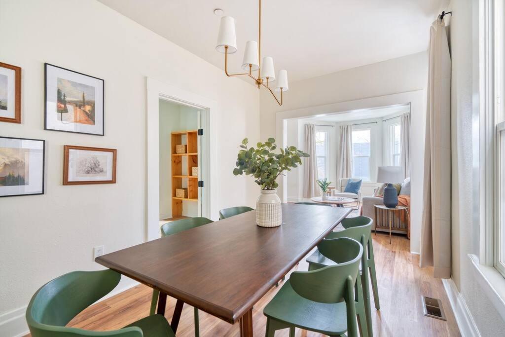 Stay Portland Collection - Portland Oasis - Stylish 4Br Home In Nob Hill Buitenkant foto